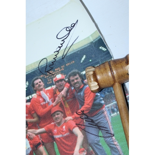 97 - A MULTI SIGNED CANVAS OF THE 1986 LIVERPOOL FC TEAM  WITH COA