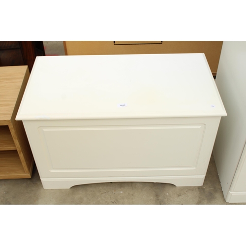 2850 - A WHITE BLANKET CHEST 32