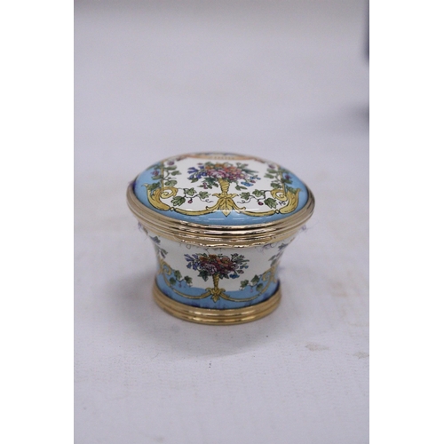 198 - A BOXED HALCYON DAYS ENAMEL HINGED TRINKET BOX - MOTHERS DAY