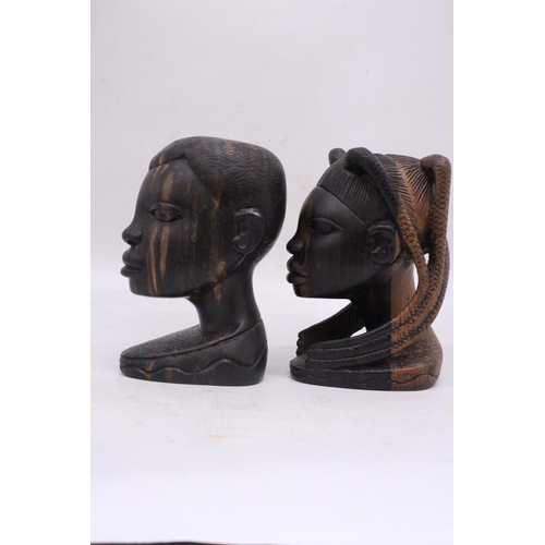 285 - TWO WOODEN AFRICAN HEAD BUSTS, HEIGHTS 17CM