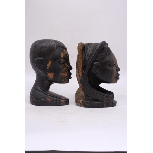 285 - TWO WOODEN AFRICAN HEAD BUSTS, HEIGHTS 17CM