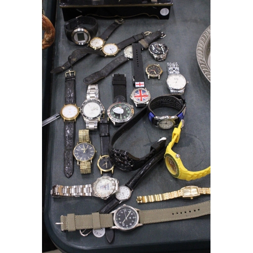 353 - A COLLECTION OF TWENTY WINTAGE WATCHES TO INCLUDE HENLEY, ICE, SEKONDA ETC