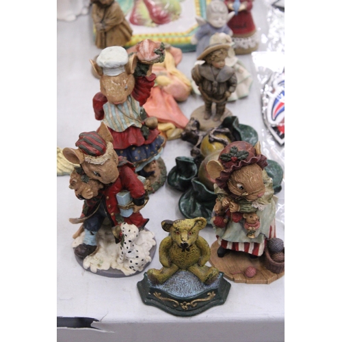 360 - A MIXED LOT OF COLLECTABLES TO INCLUDE TWO RABBIT ORNAMENTS, CANDLE STICK, CANDLE STICK ETC