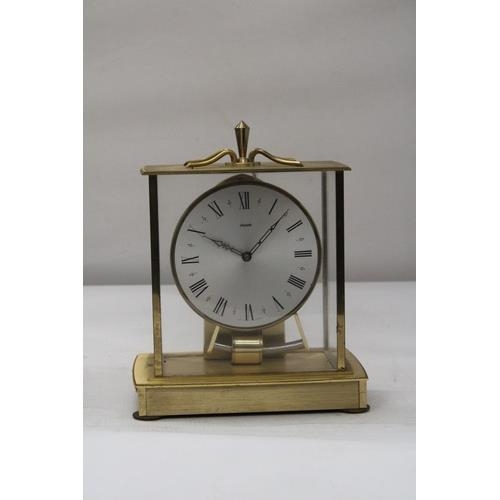 372 - A VINTAGE 1960'S KUNDO KLENINGER AND OBERGFELL MANTLE CLOCK