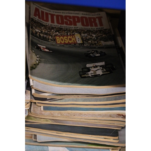 416 - A COLLECTION OF APPROXIMATELY 64 VINTAGE AUTOSPORT MAGAZINES