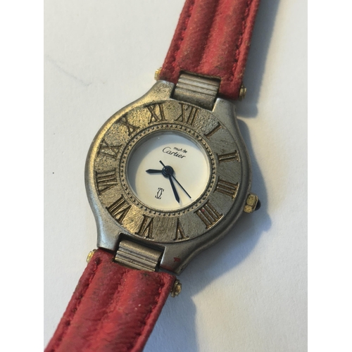 503 - A VINTAGE MUST DE CARTIER STAINLESS STEEL LADIES WRIST WATCH WITH RED LEATHER STRAP