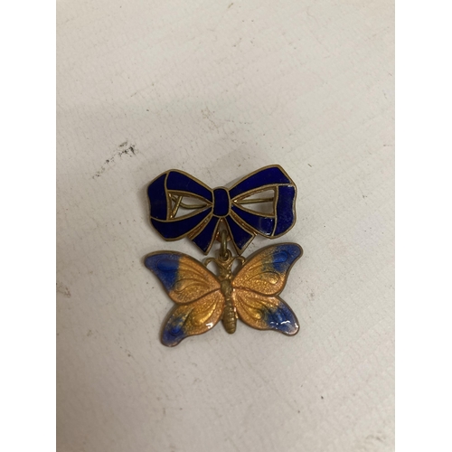 575 - A RARE 1930'S ART DECO ENAMEL BUTTERFLY BROOCH IN A PRESENTATION BOX