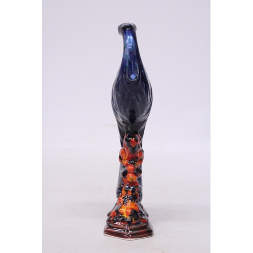 707 - A LARGE ANITA HARRIS PEACOCK SIGNED IN GOLD - 27 CM