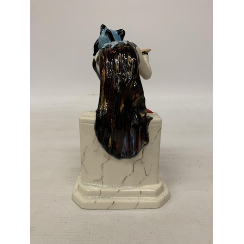 736 - A CARLTONWARE HANDPAINTED SHOW SPECIAL JESTER FIGURE