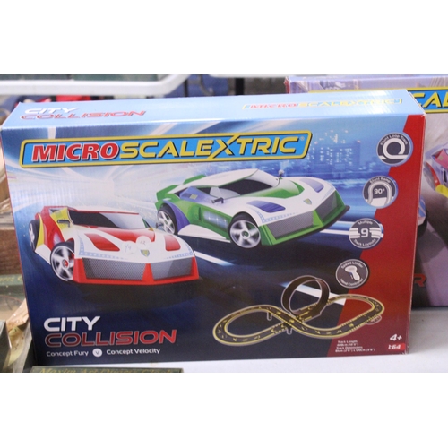 813 - A BOXED MICRO SCALEXTRIC (CITY COLLISION)