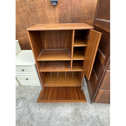 2512 - A RETRO TEAK KNIGHTSBRIDGE RECORD STORAGE UNIT