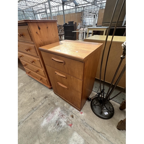 2564 - A RETRO TEAK MEREDEW CHEST OF THREE DRAWERS, 20