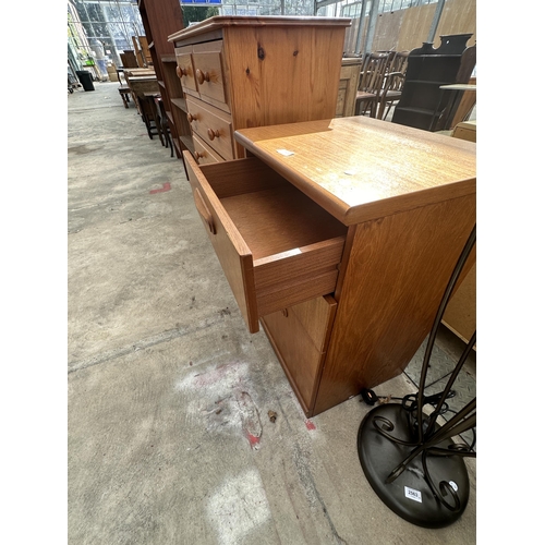 2564 - A RETRO TEAK MEREDEW CHEST OF THREE DRAWERS, 20