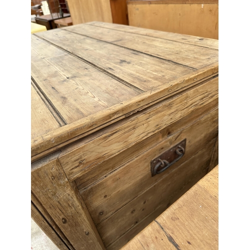 2594 - A VICTORIAN PINE BLANKET/STORAGE CHEST, 39