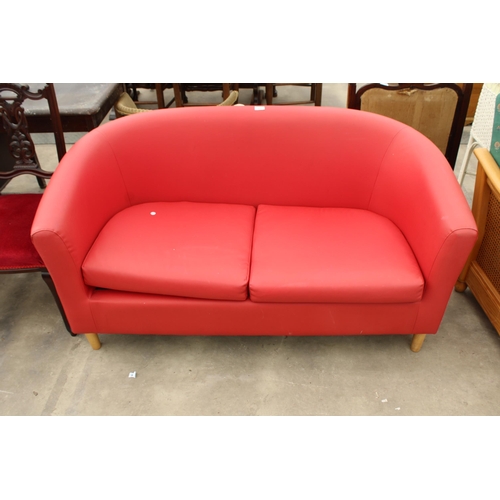 2699 - A RED ARGOS TUB SOFA