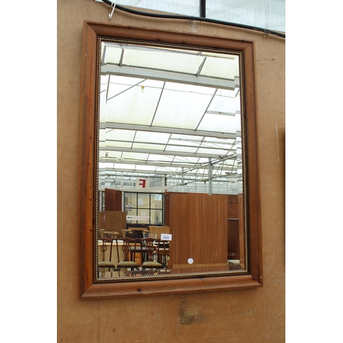 2802 - A MODERN OAKHAM BEVEL EDGE WALL MIRROR, 39