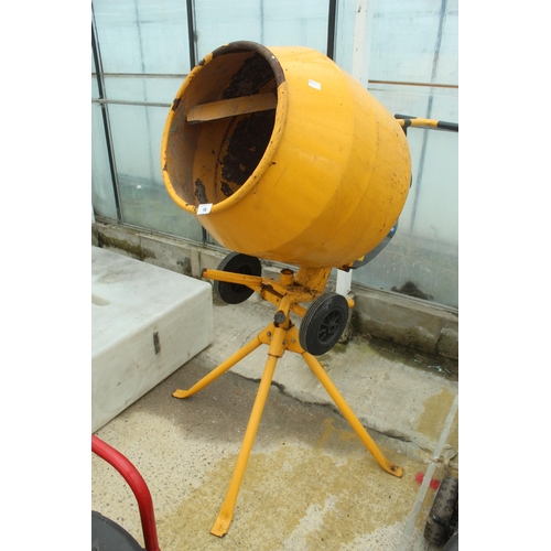 18 - BELLE ELECTRIC CEMENT MIXER ON STAND IN WORKING ORDER  NO VAT