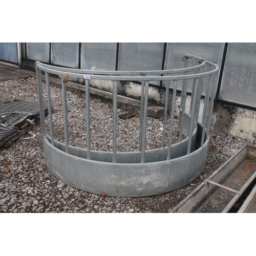 1022 - SHEEP FEEDING RING  + VAT