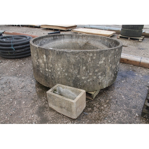 1083 - CONCRETE WATER TROUGH  NO VAT