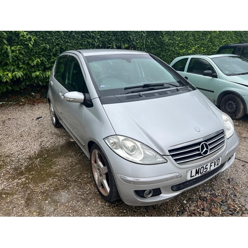 182 - MERCEDES A CLASS LM05FVD NO VAT WHILST ALL DESCRIPTIONS ARE GIVEN IN GOOD FAITH ALL LOTS ARE SOLD WI... 