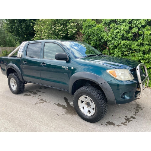 180 - TOYOTA HILUX D-4D BL06XGJ 224000 MILES MOT 19/10 SAME OWNER FOR 7 YEARS NEW FRONT BRAKES ,ENGINE SUM... 