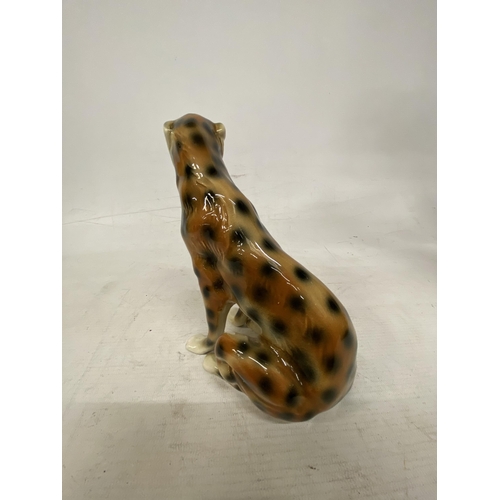 11 - TWO VINTAGE CERAMIC CHEETAH STATUES - 40.5 CM AND 18 CM