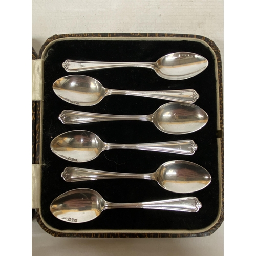 46 - A SET OF SIX HALLMARKED CHESTER 1927 PERCY FREDRICK JACKSON TEASPOONS IN A PRESENTATION BOX GROSS WE... 