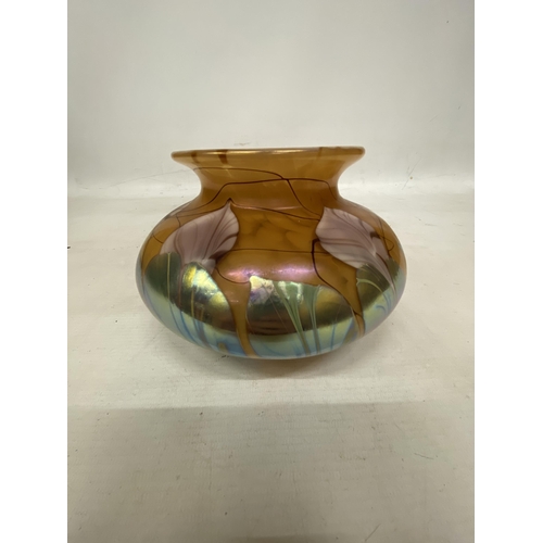 58 - AN OKRA GLASS IRIDESCDENT SQUAT VASE - 13 CM