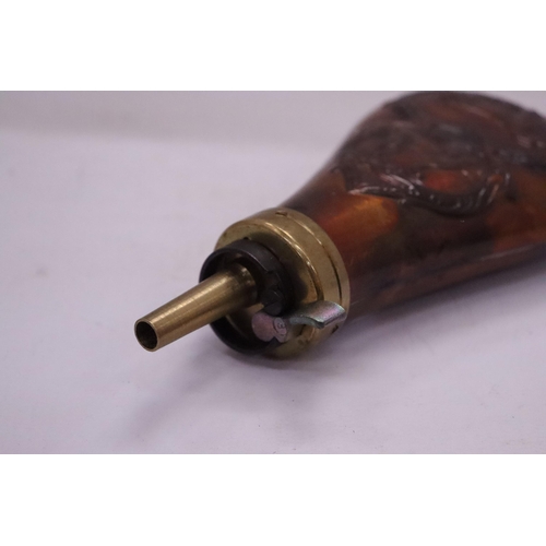 164 - A BRASS AND COPPER POWDER FLASK