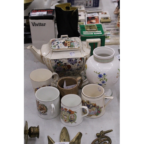 209 - A QUANTITY OF CERAMICS TO INCLUDE A VINTAGE FLORAL TEAPOT AND STAND, A VILLEROY AND BOCH VASE AND RO... 