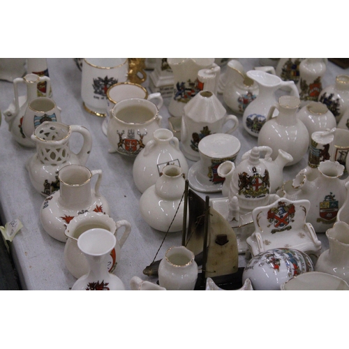 216 - A LARGE COLLECTION OF CRESTED WARE TO INCLUDE ARCADIAN, CARLTON, ETC