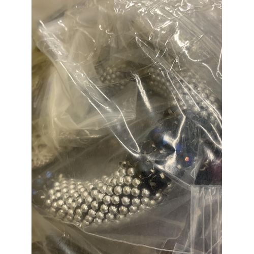 126 - 10KG OF COSTUME JEWELLERY NECKLACES - ALL INDIVIDUALLY BAGGED