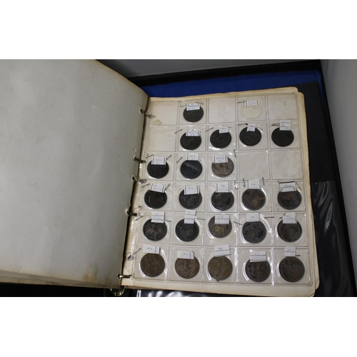 429 - A FOLDER CONTAINING A COLLECTION OF PRE-DECIMAL BRONZE COINAGE INCLUSIVE OF PENNY'S, HALF PENNY'S, E... 