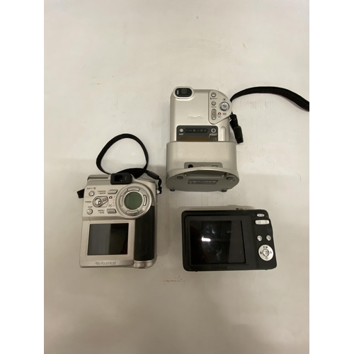 156 - A FUJIFILM 4700ZOOM AND FUJIFILM JV500 AND FUJIFILM F601 ZOOM WITH PICTURE CRADLE CP-FX601