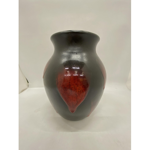 168 - A POOLE POTTERY VASE, 'GALAXY' PATTERN, HEIGHT 23CM