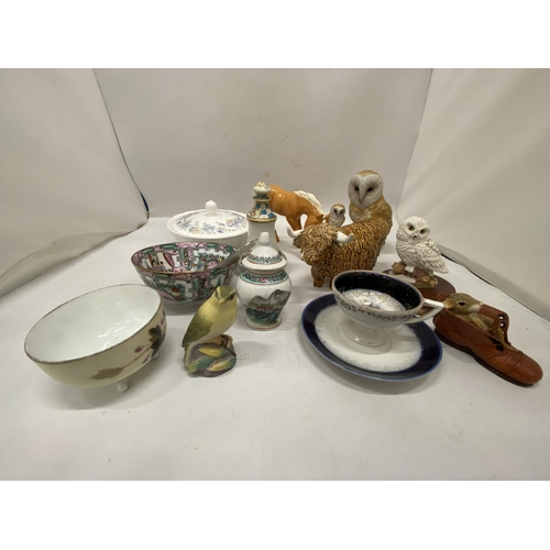 180 - A QUANTITY OF CERAMICS AND FIGURES TO INCLUDE A BESWICK PONY, ROYAL WORCESTER BIRD, OWLS, A HIGHLAND... 