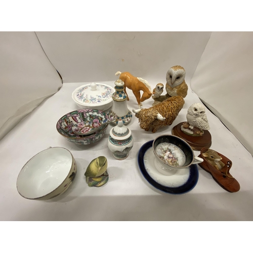 180 - A QUANTITY OF CERAMICS AND FIGURES TO INCLUDE A BESWICK PONY, ROYAL WORCESTER BIRD, OWLS, A HIGHLAND... 