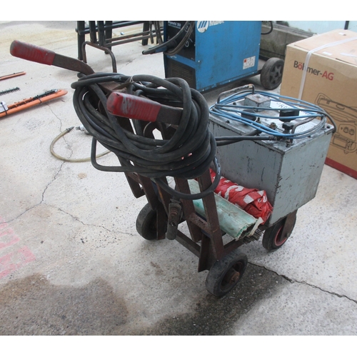 10 - DIL F1487 ELECTRIC WELDER IN WORKING ORDER  NO VAT