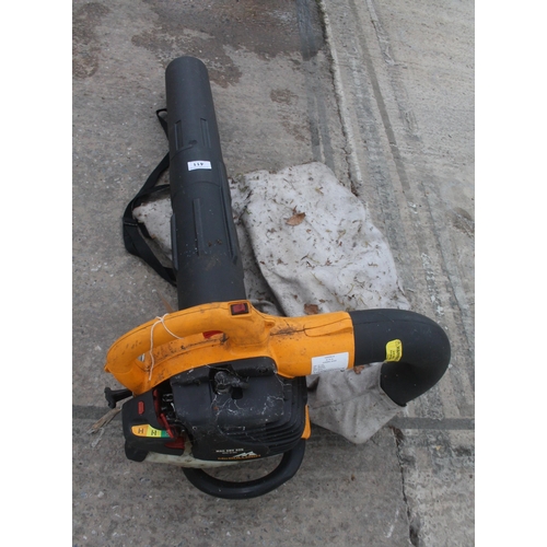 411 - McCULLOCH BLOWER/VAC GBV 325 IN WORKING ORDER  NO VAT