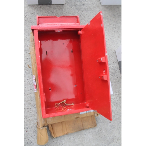 424 - RED ER POST BOX  + VAT