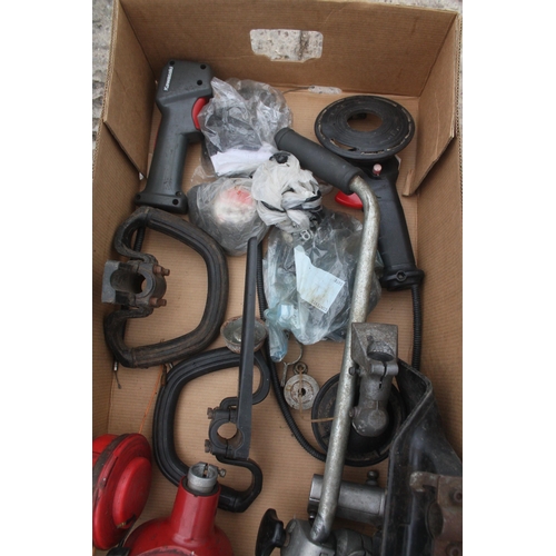 452 - 2 KAWASAKI TJ27 ENGINES AND PARTS  NO VAT