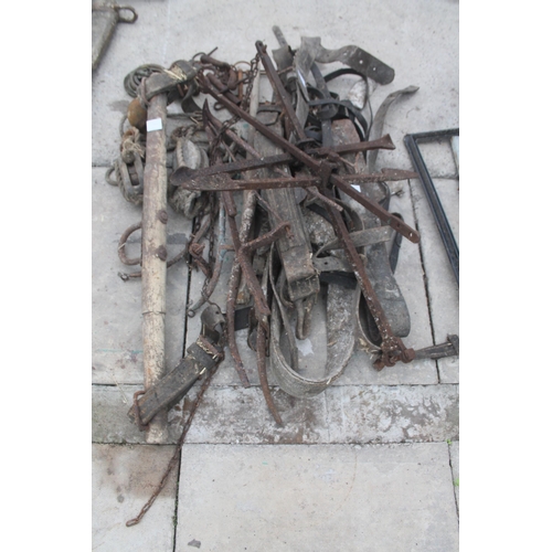 517 - HARNESS PULLIES AND HORSE BITS  + VAT