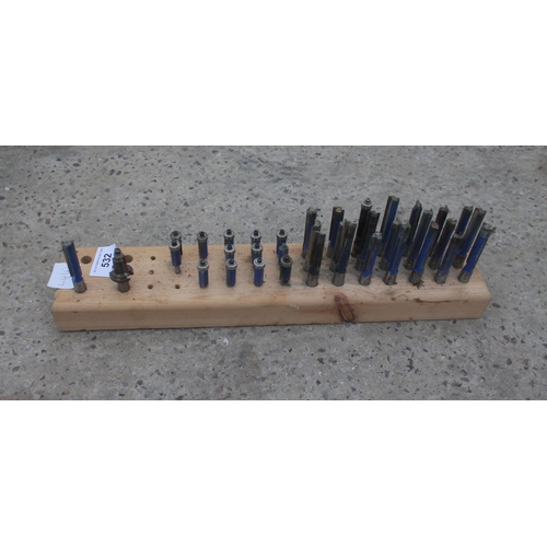 532 - SET OF WOOD CHISELS  + VAT