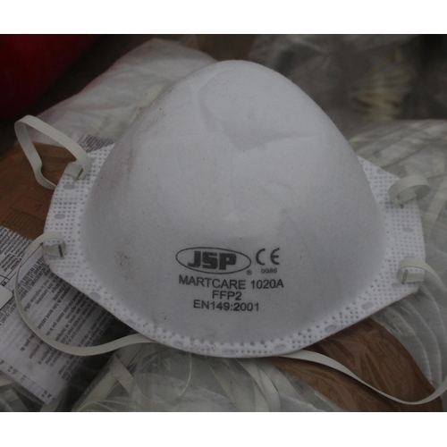 542 - 100 JSP FFP2 DUST MASKS IN GOOD ORDER  NO VAT