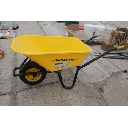 667 - WHEELBARROW  + VAT