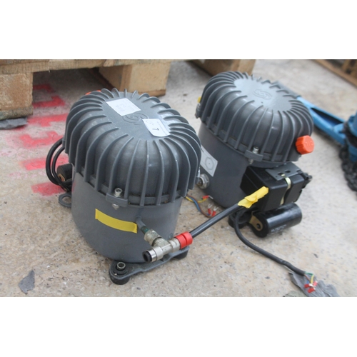 7 - 2 AIR COMPRESSOR PUMPS (UNTESTED)  NO VAT