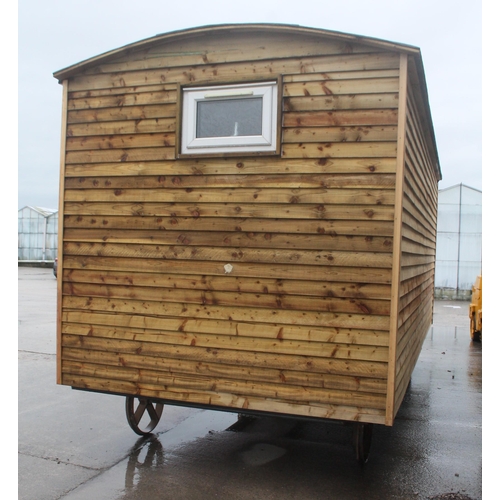 201 - SHEPHERDS HUT - FULLY INSULATED AND PLY-LINED
NO VAT