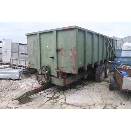 214 - TRIFFITT 11 TON TIPPING TRAILER W.O. + VAT