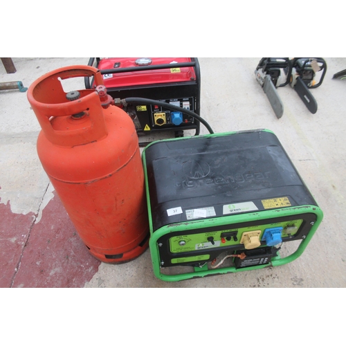 37 - GREEN GEAR LPG  PROPANE GENERATOR WITH BOTTLE KEY WITH ALAN YARD FOREMAN  + VAT