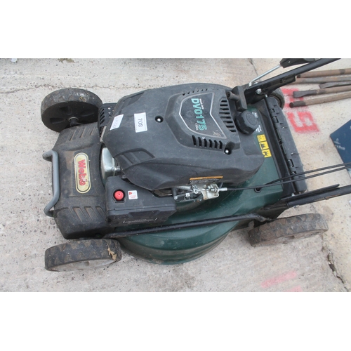 708 - WORKING WEBB DV0173 LAWN MOWER - NO VAT